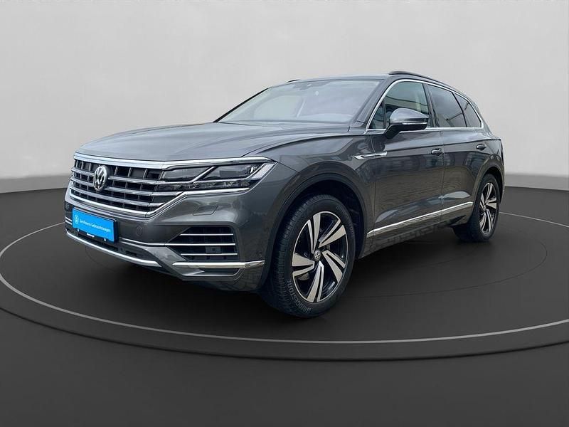 Gebraucht VW Touareg Basis 286 PS (210 kW) 2019 Grau SUV