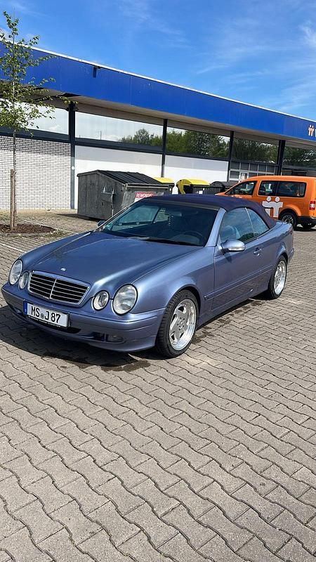 Violet Gebraucht 2000 Mercedes CLK200 Cabrio | 5.999 € (Fairer Preis) - Bild 1/4
