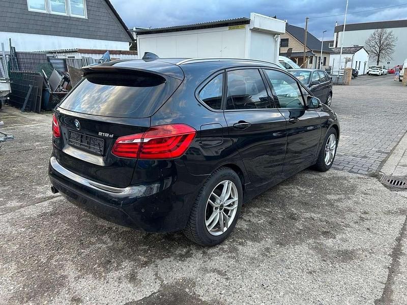 Gebraucht BMW 218 Advantage 150 PS (110 kW) 2014 Kombi