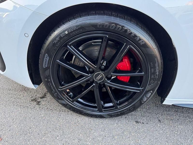 Gebraucht Audi A5 Ambiente 204 PS (150 kW) 2025 Arkonaweiß Kombi