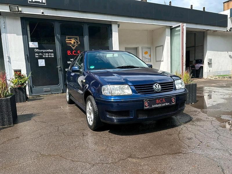 Blau Gebraucht 2000 VW Polo Kleinwagen | 2.390 € (Teuer) - Bild 1/4