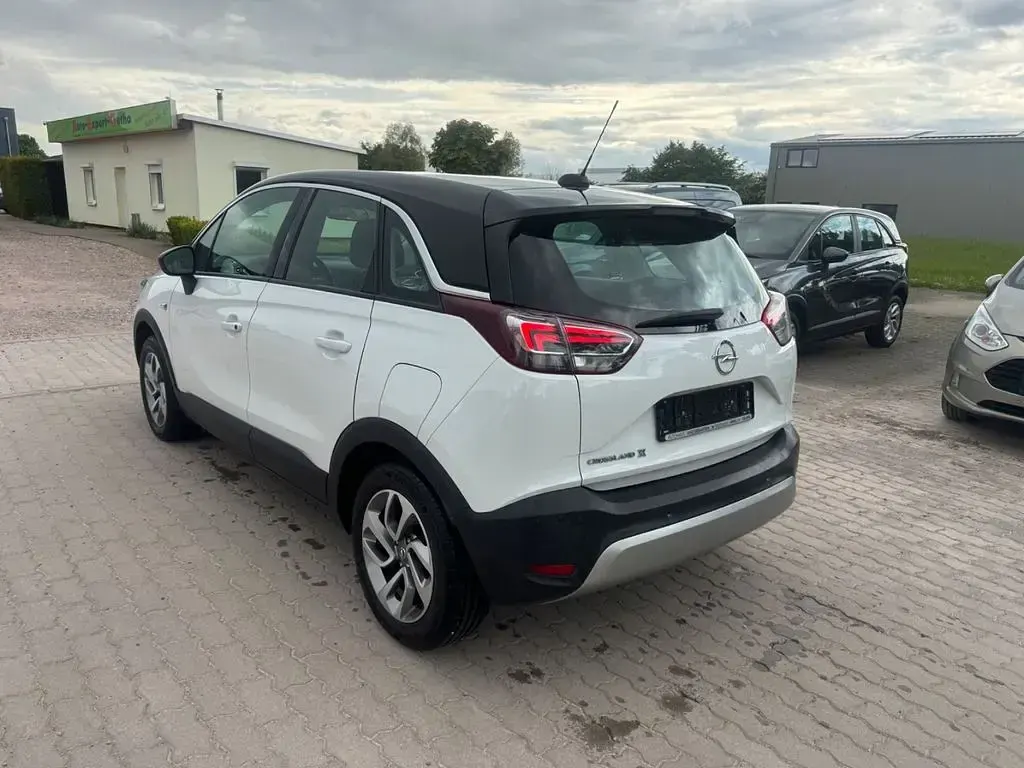 Gebraucht Opel Crossland 110 PS (80 kW) 2018 Weiß SUV