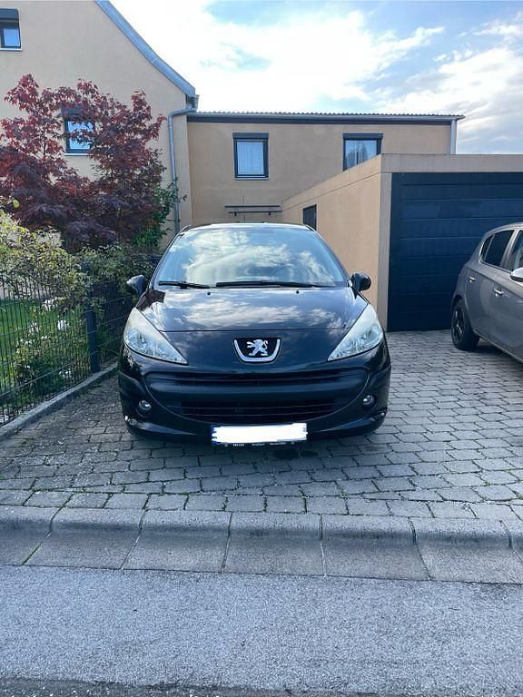 Schwarz Gebraucht 2008 Peugeot 207 Tendance Limousine | 1.000 € (Guter Preis) - Bild 1/4