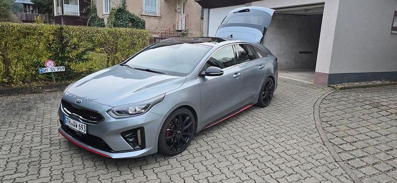Gebraucht Kia ProCeed GT 204 PS (150 kW) 2019 Grau Kombi