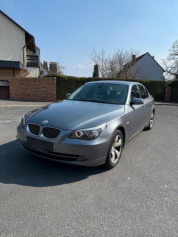 Gebraucht BMW 525 197 PS (144 kW) 2008 Limousine
