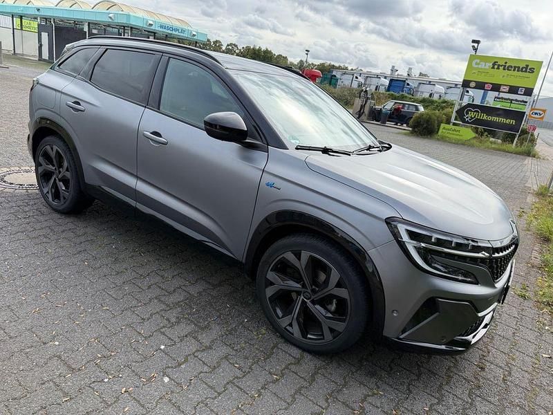 Grau Gebraucht 2023 Renault Austral Techno Esprit Alpine SUV | 27.000 € (Guter Preis) - Bild 1/4