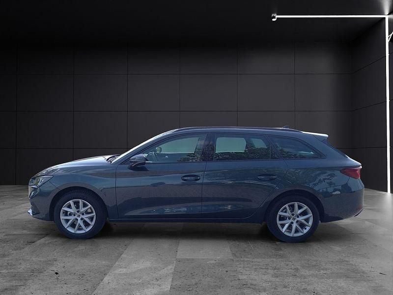 Neu Seat Leon Style 150 PS (110 kW) 2025 Magnetic grau metallic Limousine