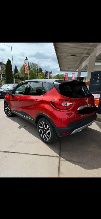 Gebraucht Renault Captur XMOD 110 PS (80 kW) 2016 Rot SUV