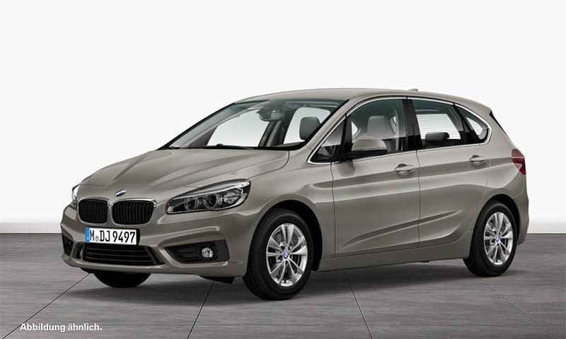 Gebraucht BMW 218 Active Tourer Advantage 136 PS (100 kW) 2017 Platinsilber met. Van / Kleinbus
