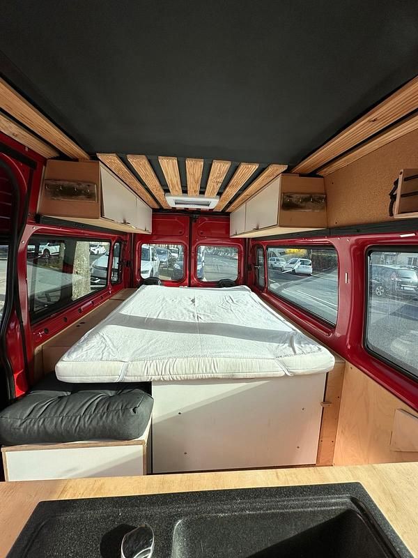 Gebraucht Ford Transit 86 PS (63 kW) 2012 Rot Van / Kleinbus