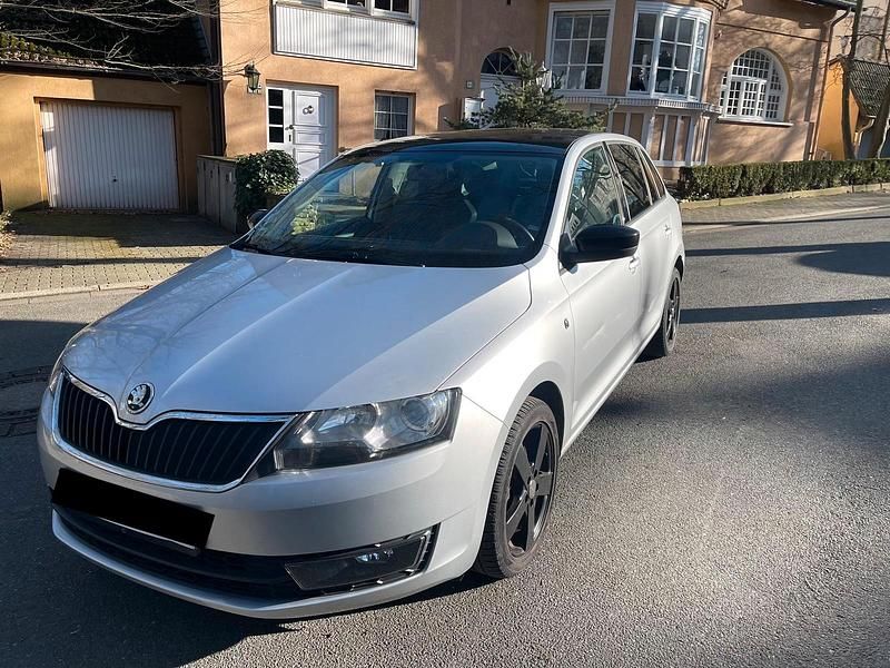 Gebraucht Skoda Rapid 105 PS (77 kW) 2014 Silber Kleinwagen