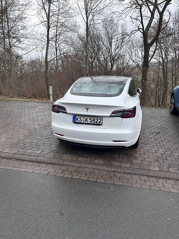 Gebraucht Tesla Model 3 Standard Range 325 kW (442 PS) 2020 Weiß Limousine