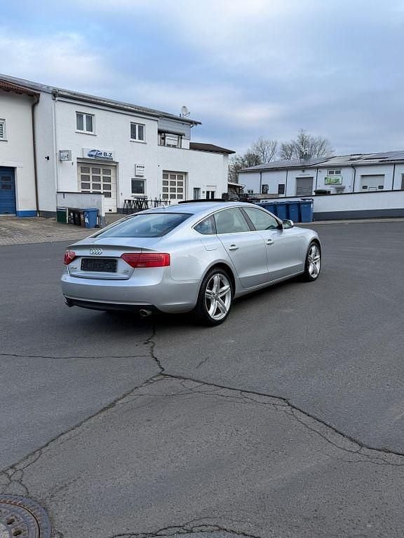 Gebraucht Audi A5 Sportback Sport 245 PS (180 kW) 2012 Silber Kleinwagen