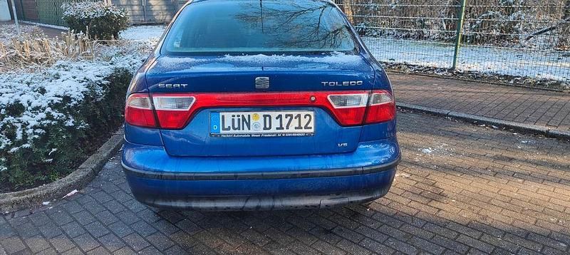 Gebraucht Seat Toledo 150 PS (110 kW) 1999 Blau Limousine