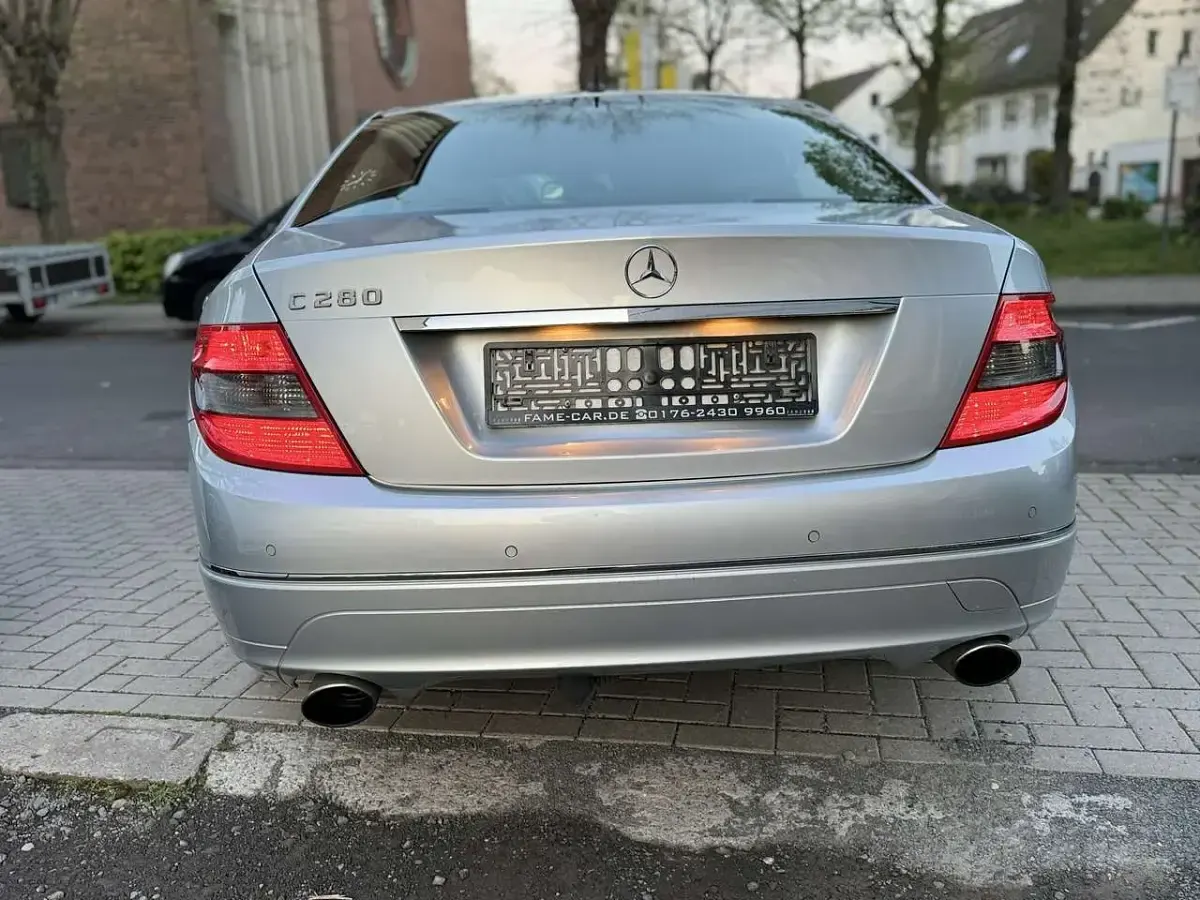 Gebraucht Mercedes C280 Avantgarde 231 PS (169 kW) 2008 Iridiumsilber  metalliclack Limousine