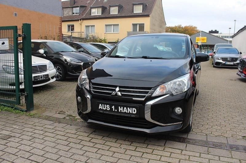 Schwarz Gebraucht 2021 Mitsubishi Space Star Spirit Kleinwagen | 10.499 € (Fairer Preis) - Bild 1/4