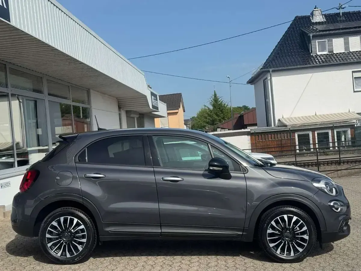 Gebraucht Fiat 500X Lounge 120 PS (88 kW) 2024 Grau SUV