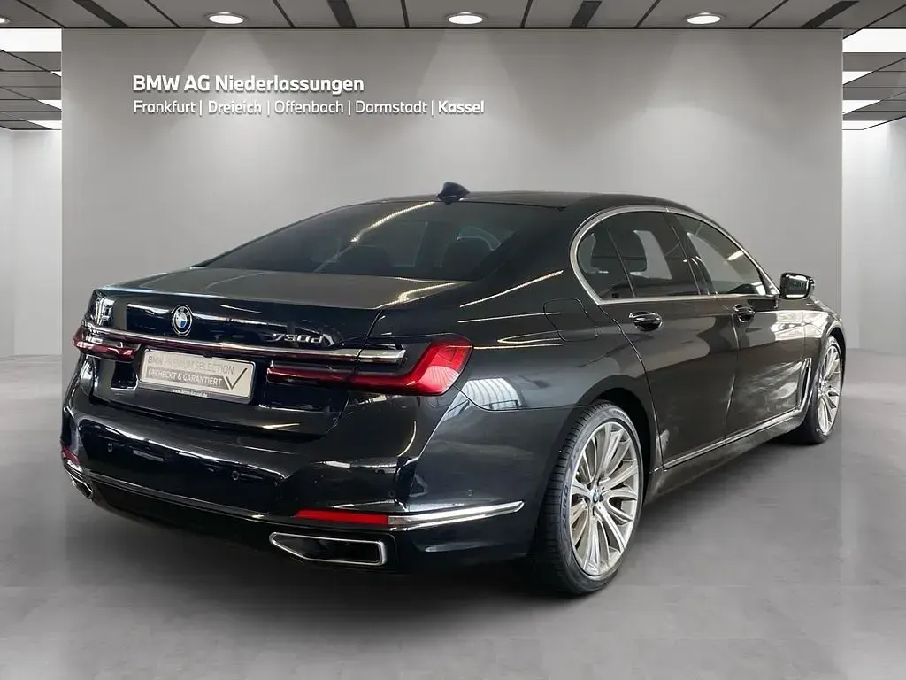 Gebraucht BMW 730 286 PS (210 kW) 2022 Schwarz Limousine