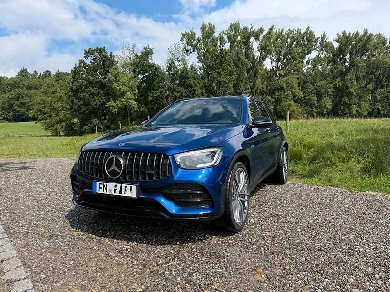 Blau Gebraucht 2020 Mercedes GLC43 AMG AMG SUV | 48.500 € (Teuer) - Bild 1/4