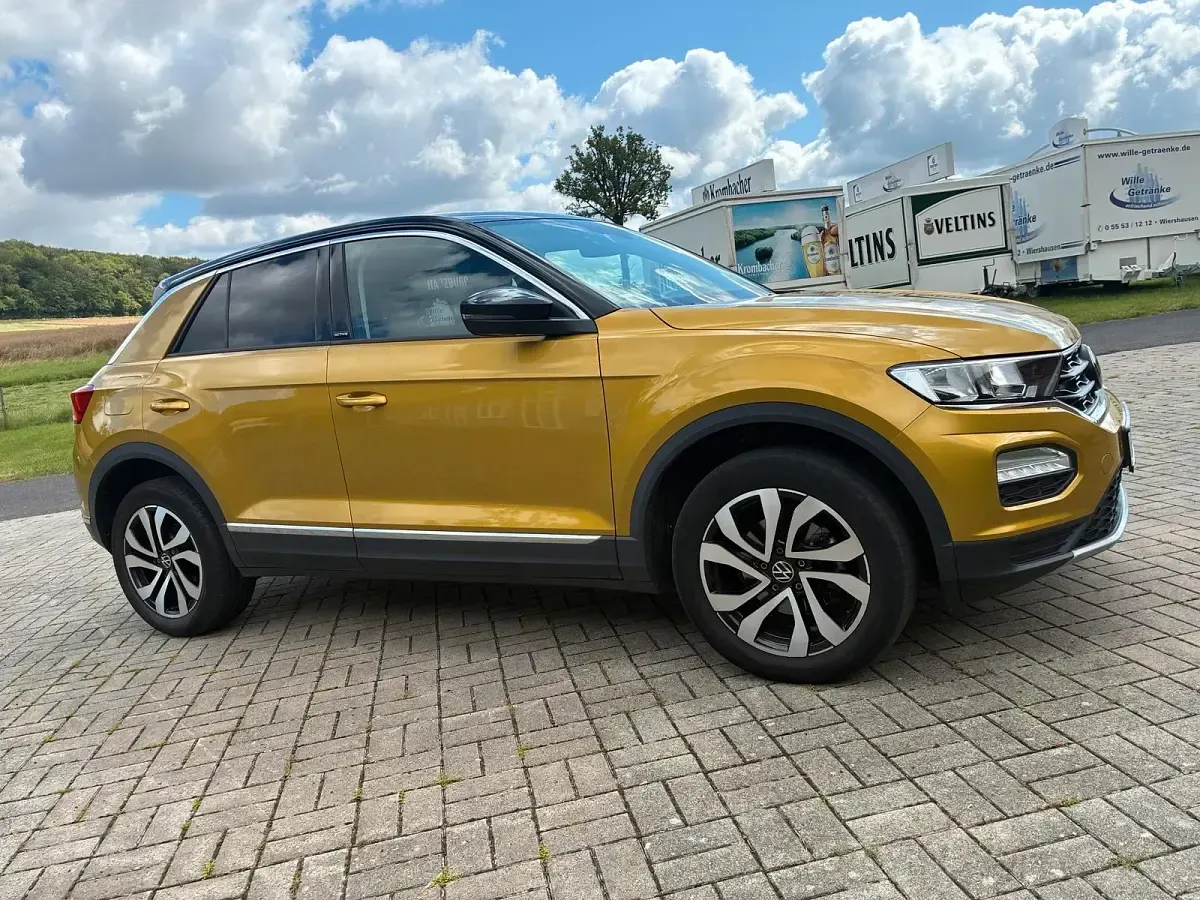 Gebraucht VW T-Roc Active 150 PS (110 kW) 2021 Gold SUV