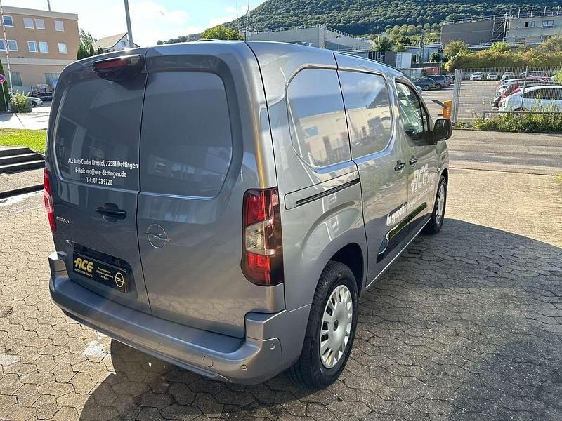 Gebraucht Opel Combo-e Life 100 kW (136 PS) 2025 Kontrast grau Van / Kleinbus