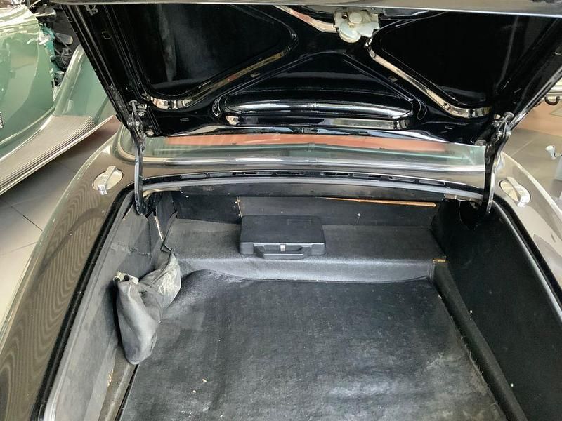 Gebraucht Jaguar XJ6 205 PS (150 kW) 1982 Schwarz Limousine