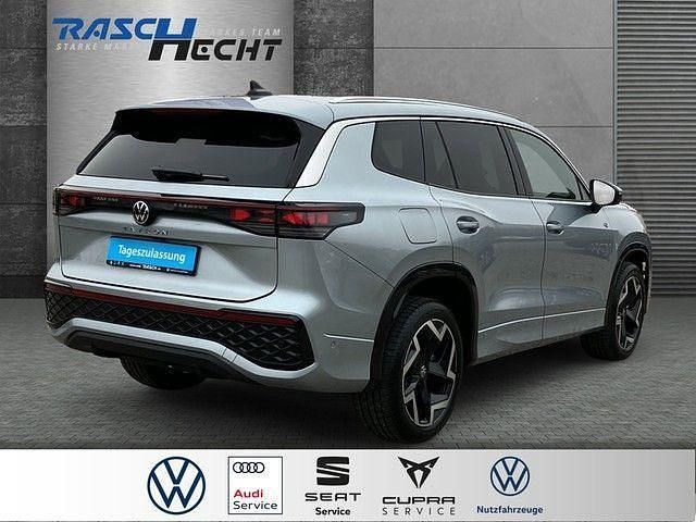 Gebraucht VW Tayron R-line 193 PS (141 kW) 2025 Oyster silver metallic SUV