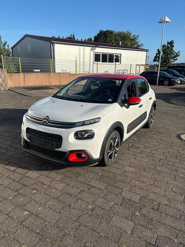 Weiß Gebraucht 2017 Citroën C3 Kleinwagen | 7.999 € (Guter Preis) - Bild 1/4