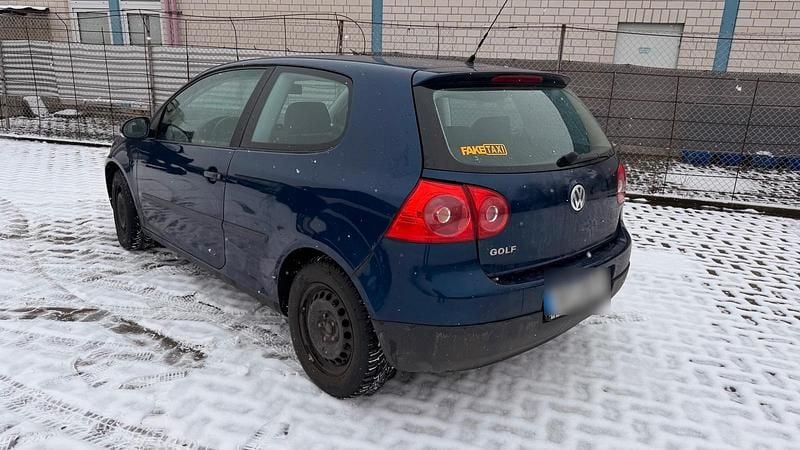 Gebraucht VW Golf V 102 PS (75 kW) 2005 Blau Kleinwagen