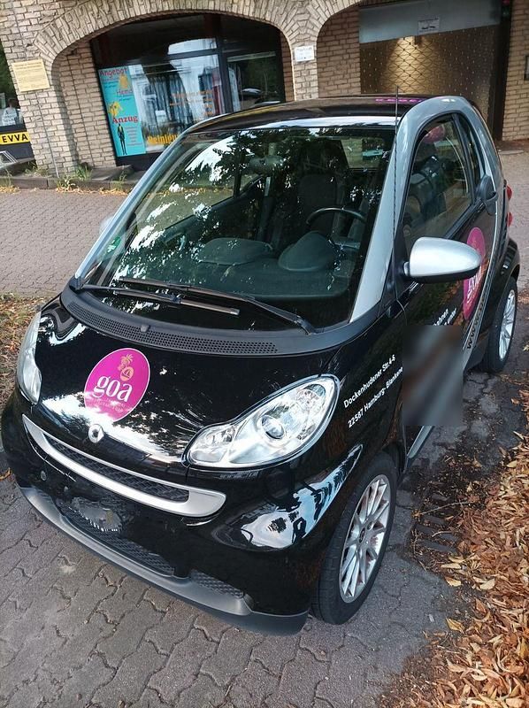 Schwarz Gebraucht 2010 Smart ForTwo Coupé Passion Coupé | 2.700 € (Guter Preis) - Bild 1/4
