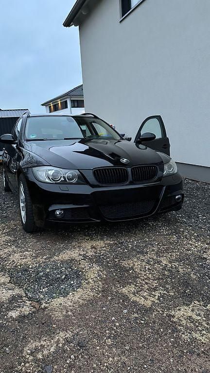Gebraucht BMW 318 M Sport 143 PS (105 kW) 2008 Schwarz Kombi