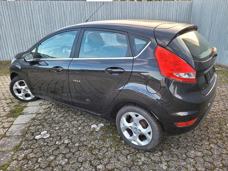 Schwarz Gebraucht 2009 Ford Fiesta Kleinwagen | 3.200 € - Bild 1/4