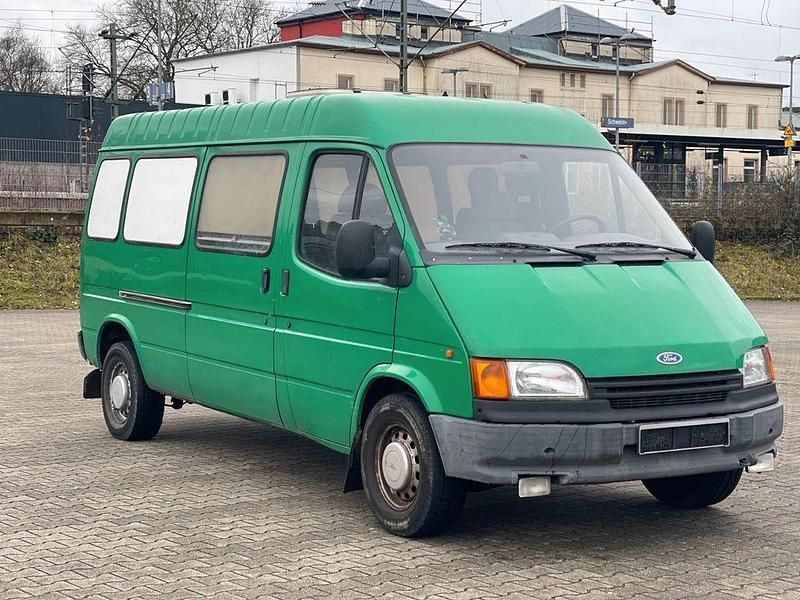 Gebraucht Ford Transit 98 PS (72 kW) 1994 Grün Van / Kleinbus