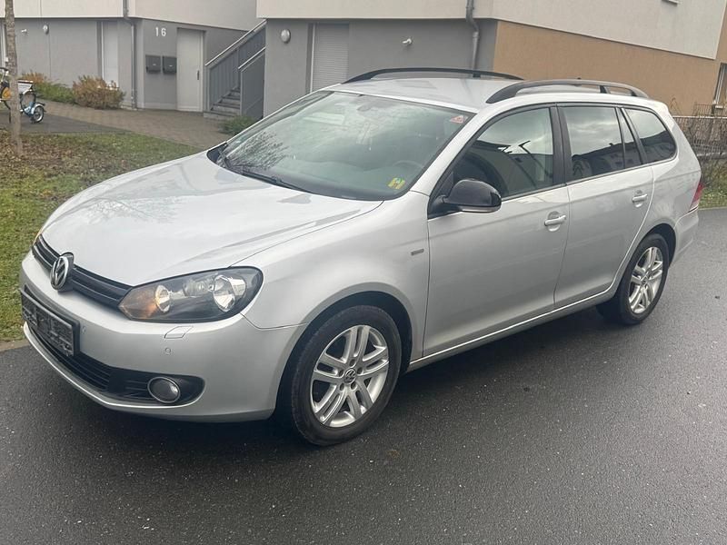 Silber Gebraucht 2013 VW Golf VI Kombi | 4.450 € (Superpreis) - Bild 1/4