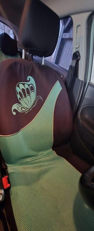 Gebraucht Ford Fiesta Celebration 80 PS (58 kW) 2017 Grün Kleinwagen