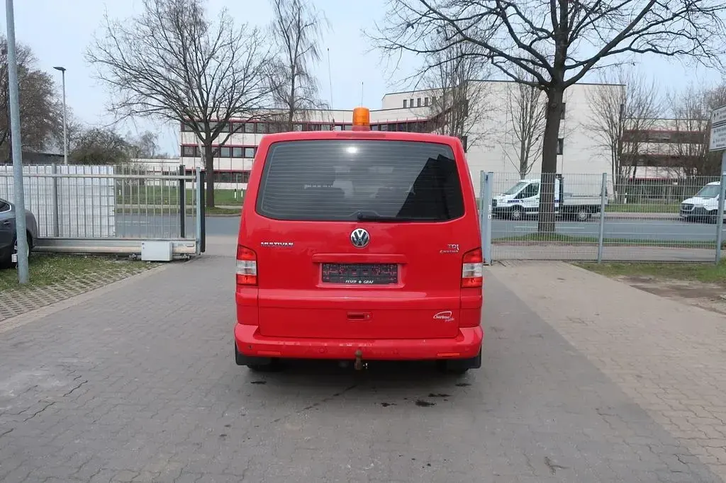 Gebraucht VW Multivan 131 PS (96 kW) 2009 Rot Van / Kleinbus