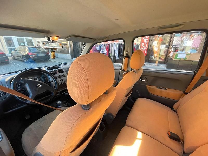 Gebraucht Opel Agila 55 PS (40 kW) 2003 Gold Van / Kleinbus