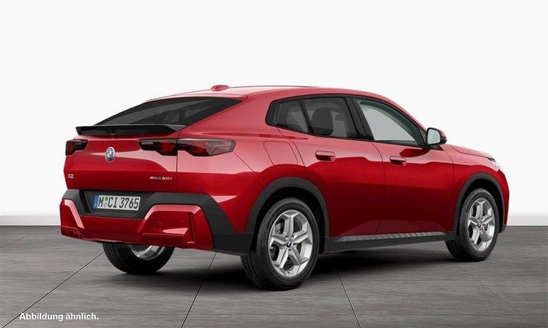 Gebraucht BMW X2 156 PS (114 kW) 2025 Rot SUV