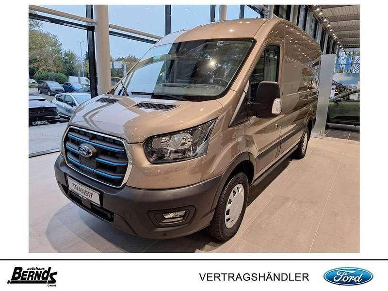 Schwarz Gebraucht 2022 Ford E-Transit Trend Van | 46.990 € - Bild 1/1