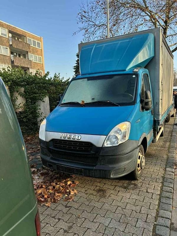 Gebraucht Iveco Daily 204 PS (150 kW) 2014 Van