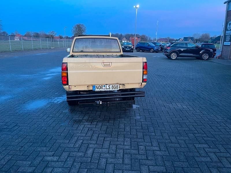 Gebraucht Nissan Navara 80 PS (58 kW) 1991 Andere farben