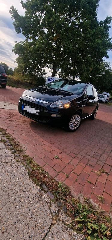 Blau Gebraucht 2011 Fiat Punto Kleinwagen | 2.200 € (Fairer Preis) - Bild 1/4