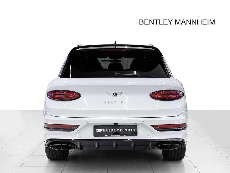 Gebraucht Bentley Bentayga 549 PS (403 kW) 2024 Black crystal over ice SUV