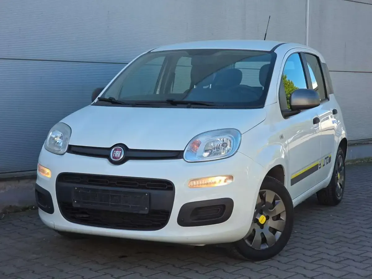 Gebraucht Fiat Panda Young 69 PS (50 kW) 2014 Weiß Kleinwagen