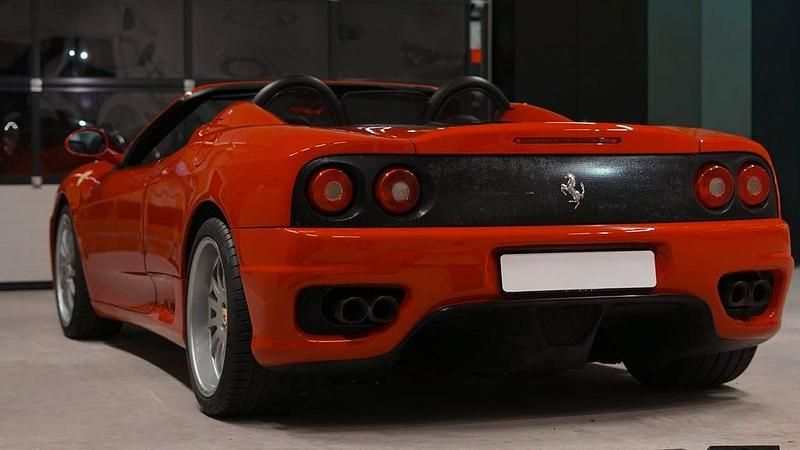 Gebraucht Ferrari 360 400 PS (294 kW) 2003 Rot Cabrio
