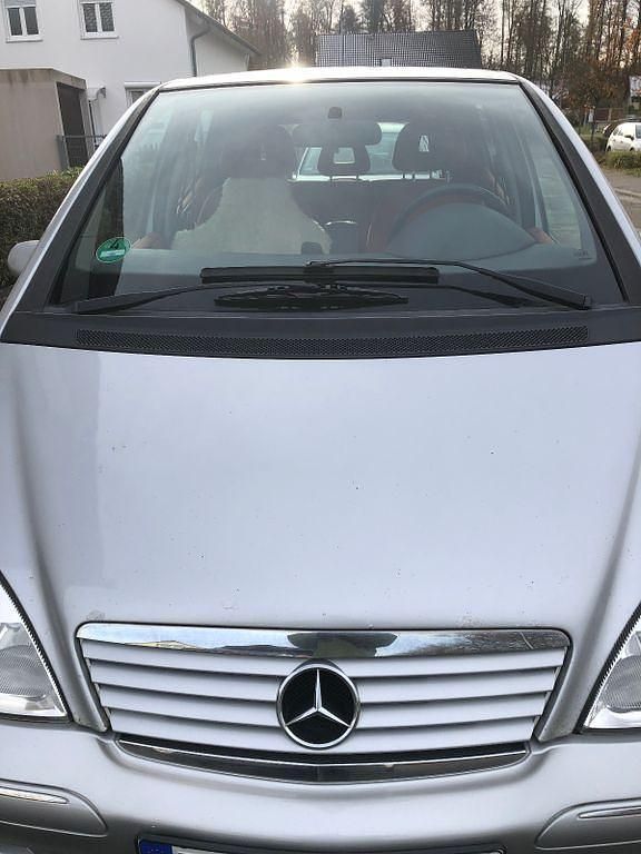 Silber Gebraucht 2003 Mercedes A140 Elegance Van / Kleinbus | 1.380 € (Guter Preis) - Bild 1/4