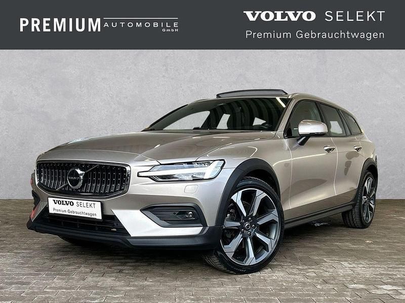 Gebraucht Volvo V60 CC Ultimate 197 PS (144 kW) 2023 Grau Kombi