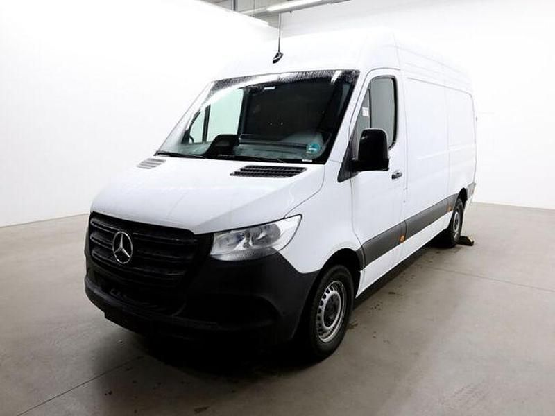 Gebraucht Mercedes Sprinter 170 PS (125 kW) 2025 Arktikweiß Van