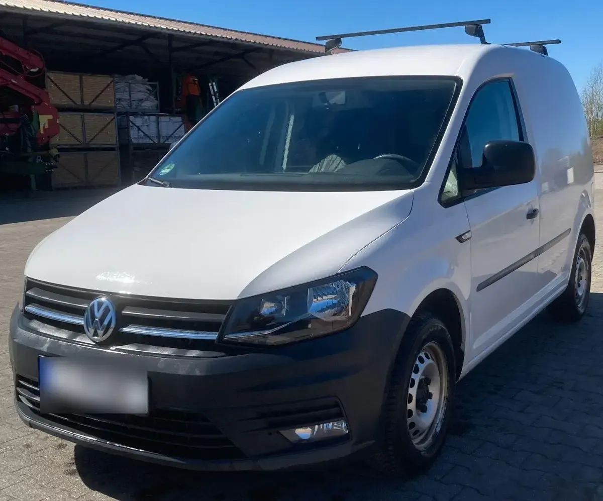 Gebraucht VW Caddy 102 PS (75 kW) 2018 Weiß Van / Kleinbus