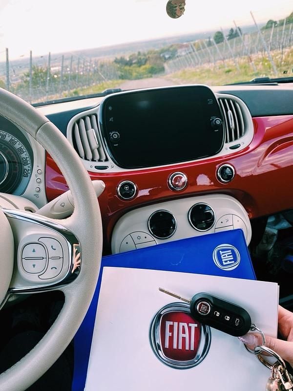 Second-hand Fiat 500C 69 CP (50 kW) 2018 Roșu Cabrio